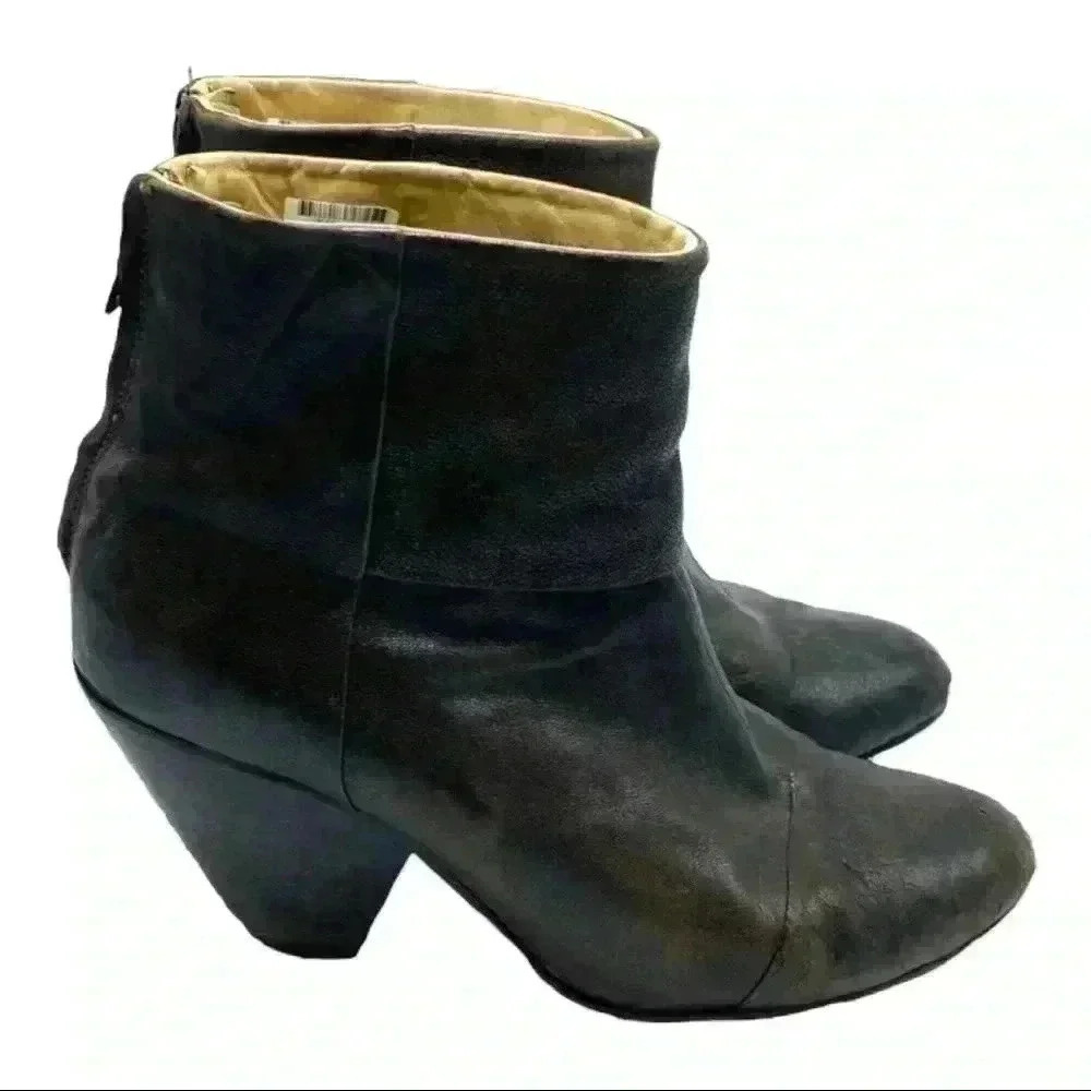 Rag and Bone New York Newbury brown leather ankle booties counter stacked heel